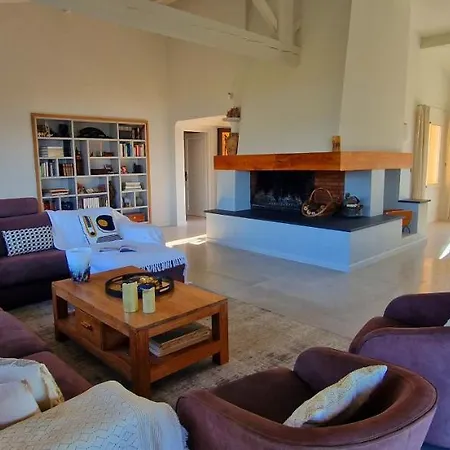 Apartment De Luxe Aria Marina