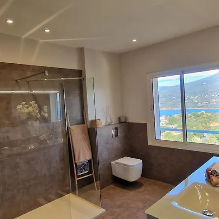 Apartment De Luxe Aria Marina *